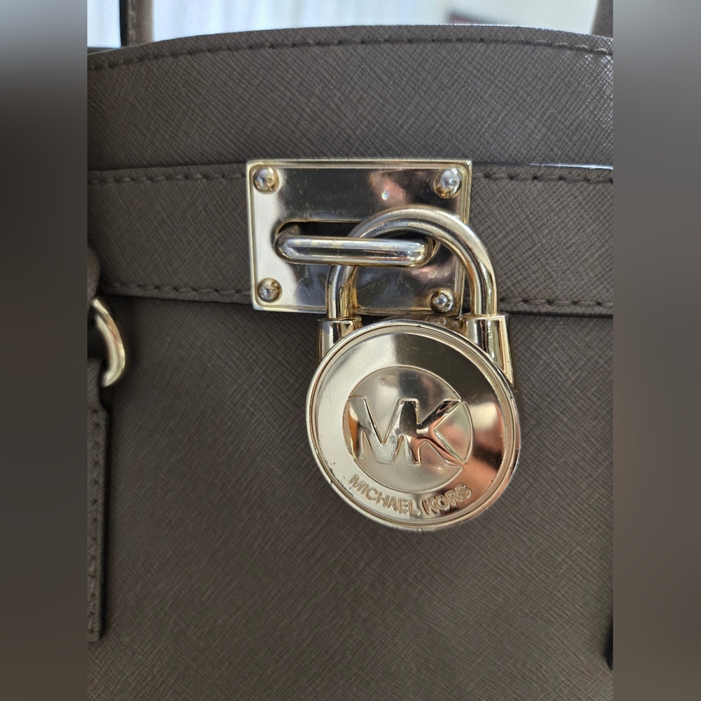 Michael Kors Hamilton Taupe Satchel - Picture 10 of 16